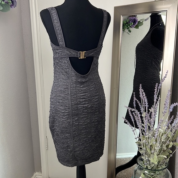 H & M stretch Dress size 8 - Picture 3 of 10